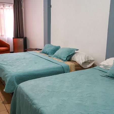 Hotel Hoja de Oro Corcovado Puerto Jiménez Habitación foto