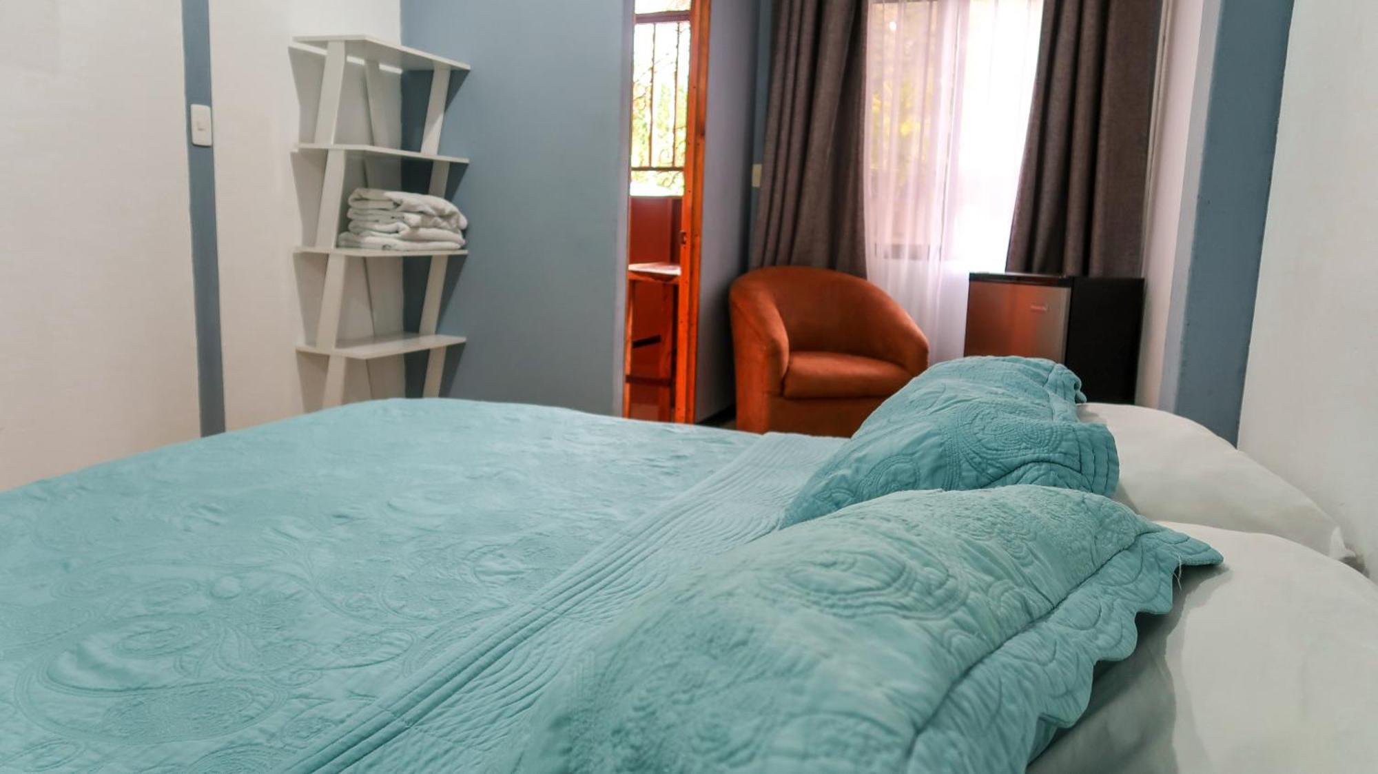 Hotel Hoja de Oro Corcovado Puerto Jiménez Habitación foto