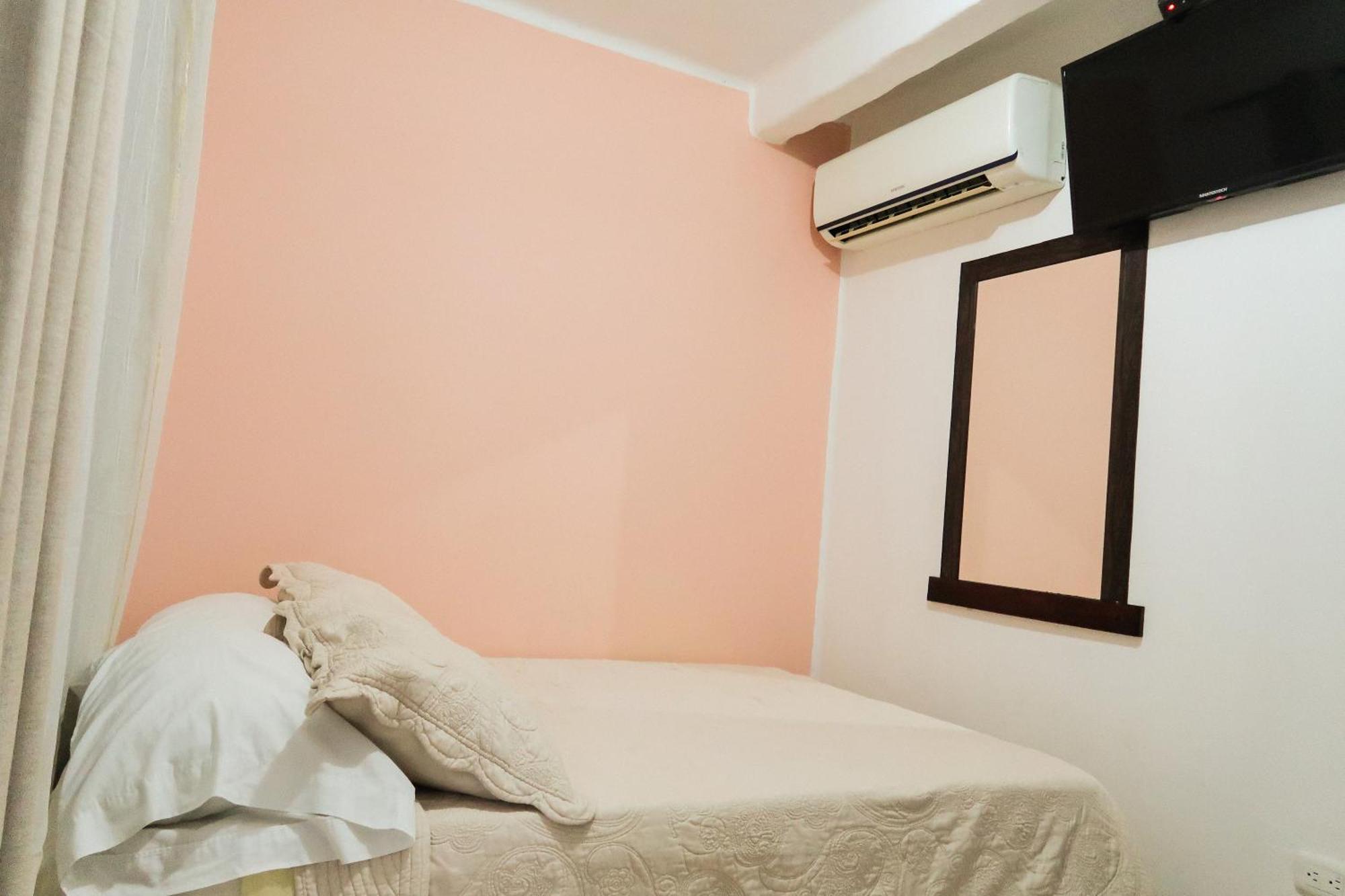 Hotel Hoja de Oro Corcovado Puerto Jiménez Habitación foto